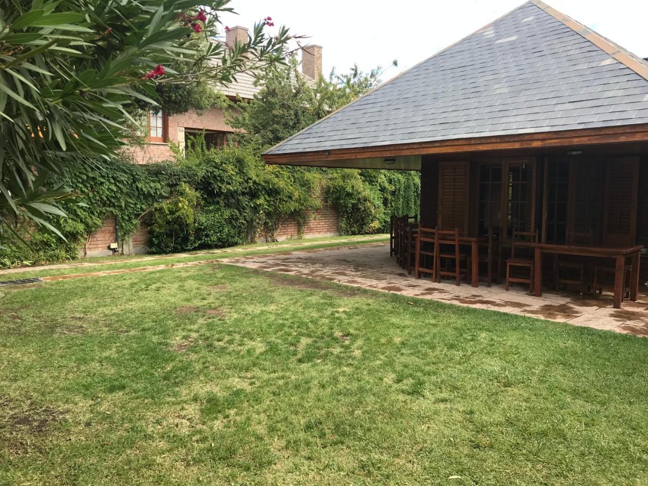 Hotel La Casona Del Rio Neuquén Exteriér fotografie